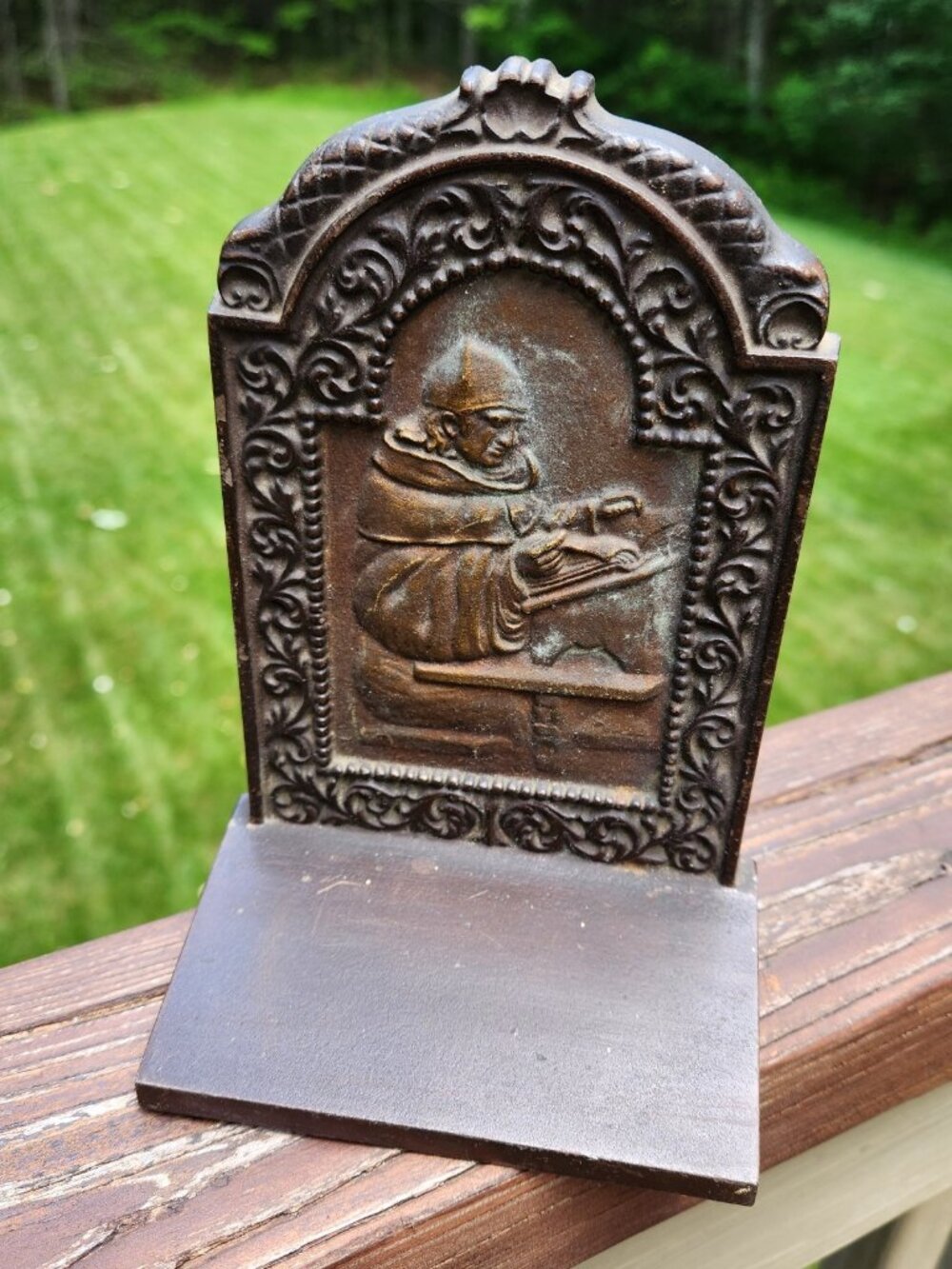 Bradley Hubbard Bronze Single 1 Bookend Catholic Cardinal Bishop Clergy Reading
